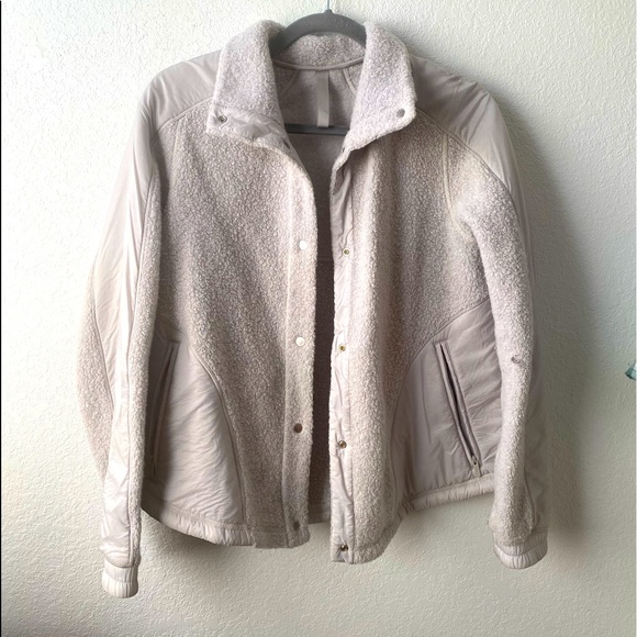 Lululemon Gray Sherpa Button Jacket - Picture 1 of 8
